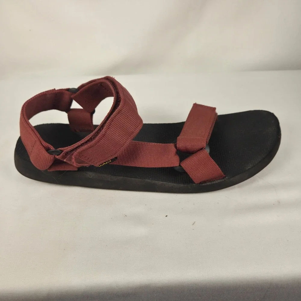 Teva Classic Original Universal Mens Walking Sandals in Bugandy Mens US Size 10